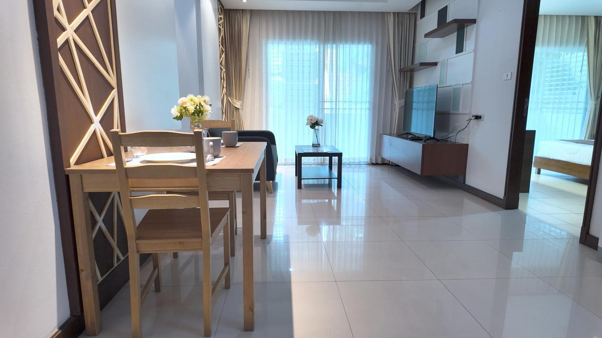 Charan Tower Residences By Aspira Bangkok Exterior foto